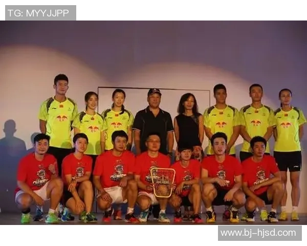 王辉与足球明星的亲密接触揭秘他们背后的故事与梦想