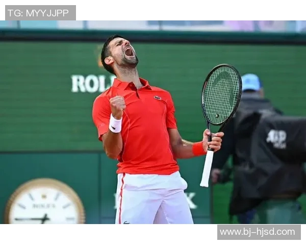 足球明星比赛中突发晕倒事件引发广泛关注视频记录瞬间震惊全场 足球明星比赛中突发晕倒事件引发广泛关注视频记录瞬间震惊全场